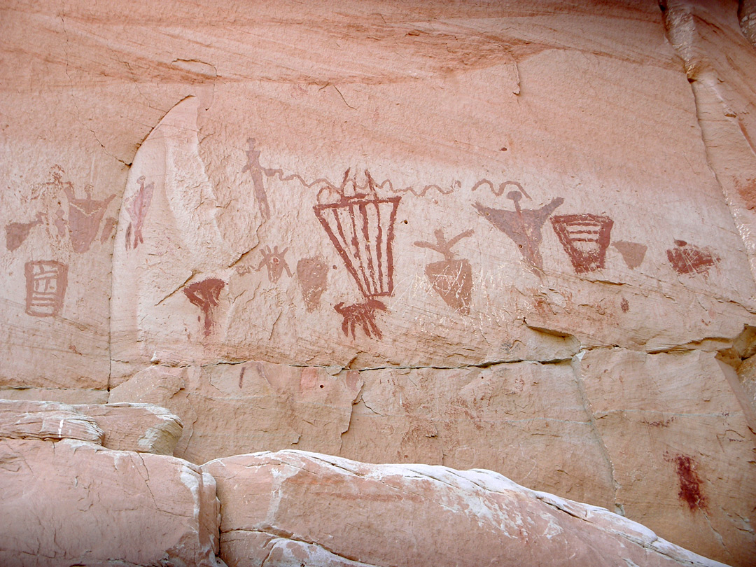 Horseshoe Shelter