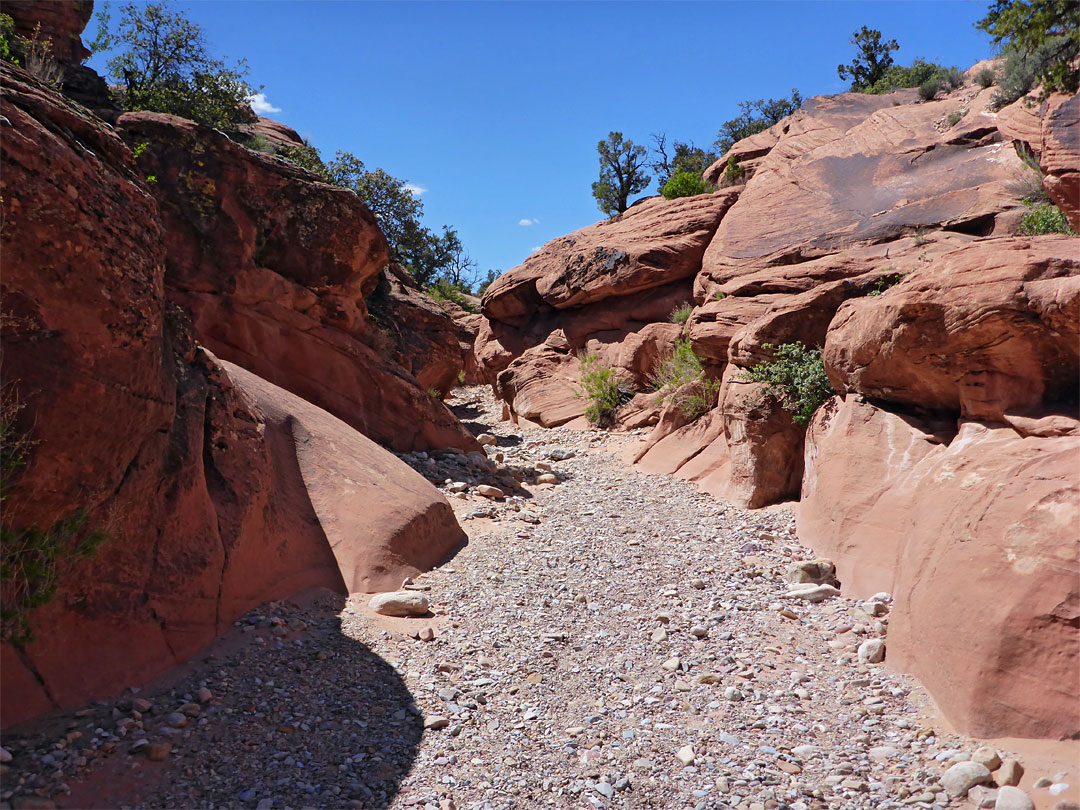 Shallow ravine