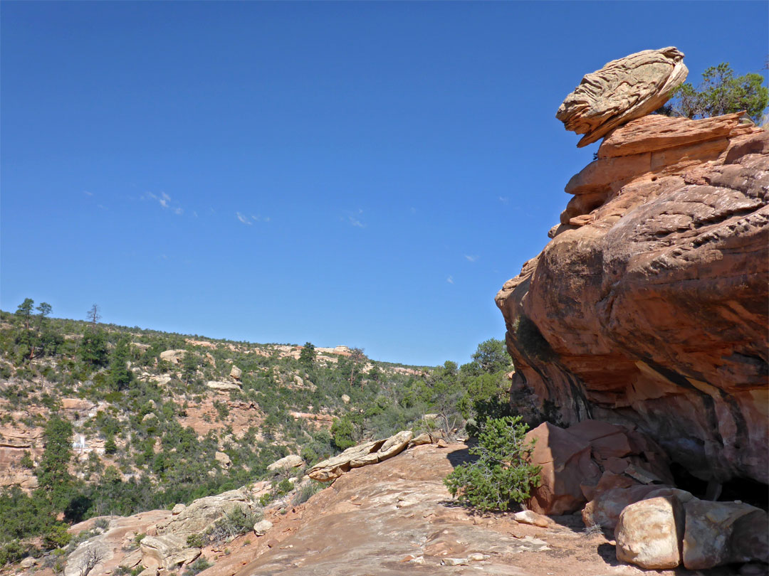 Balanced rock