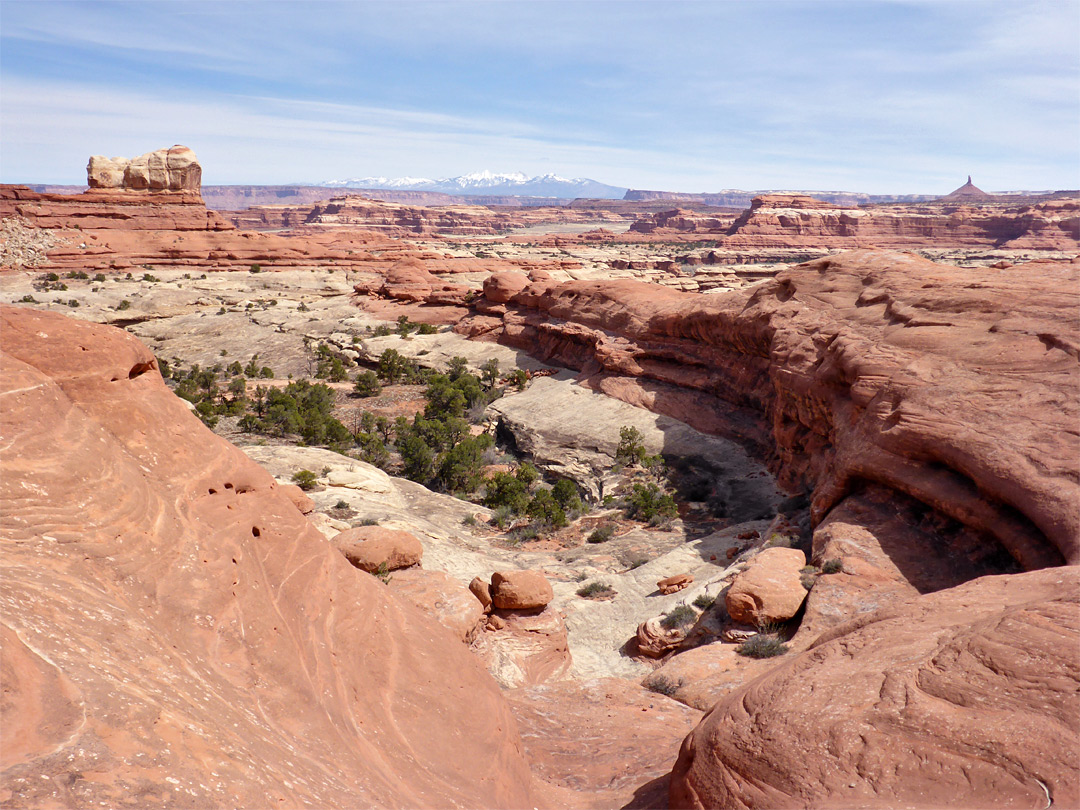 Shallow canyon