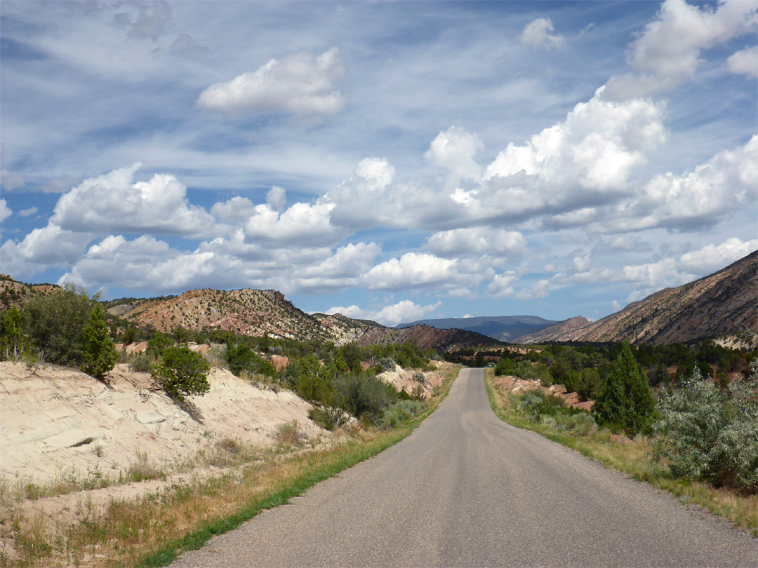Pine Creek valley: Hell's Backbone Road, Grand Staircase ...