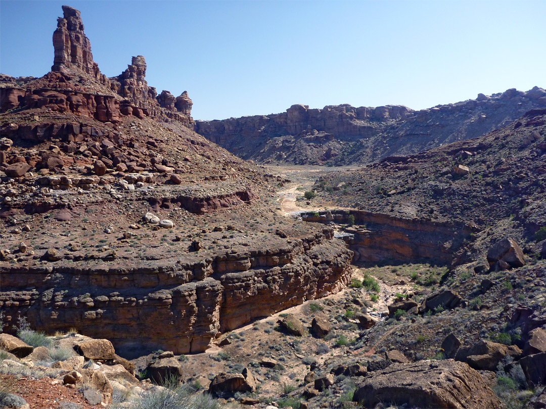 Dryfall in Red Lake Canyon