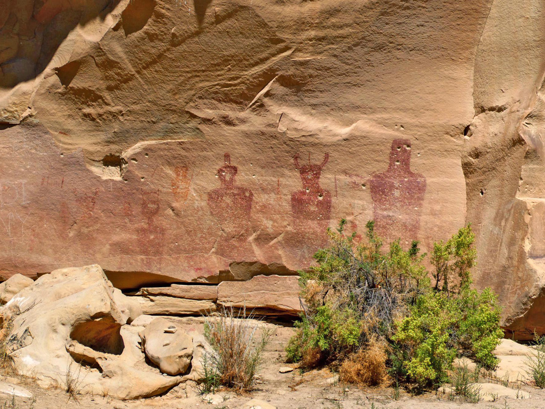Red and orange pictographs