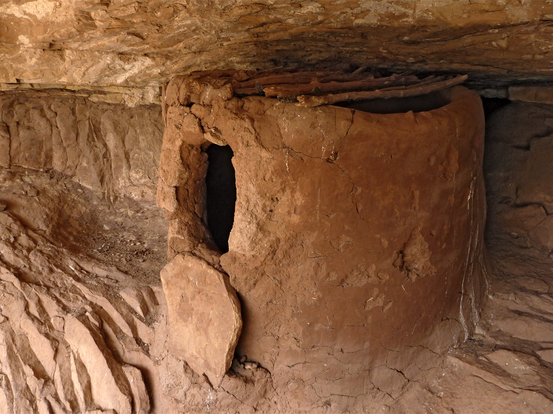 Circular granary