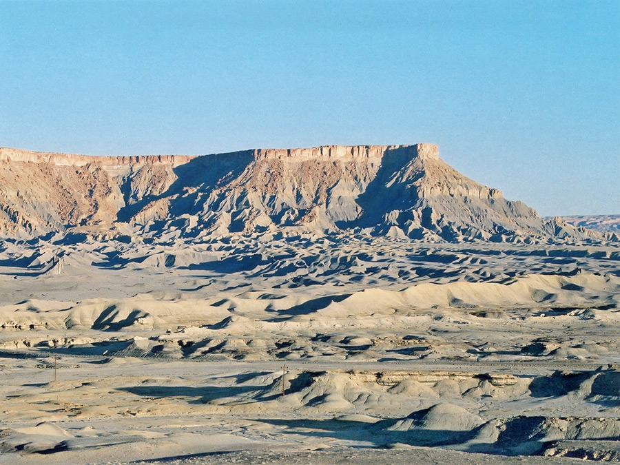 Badlands near South Caineville Mesa