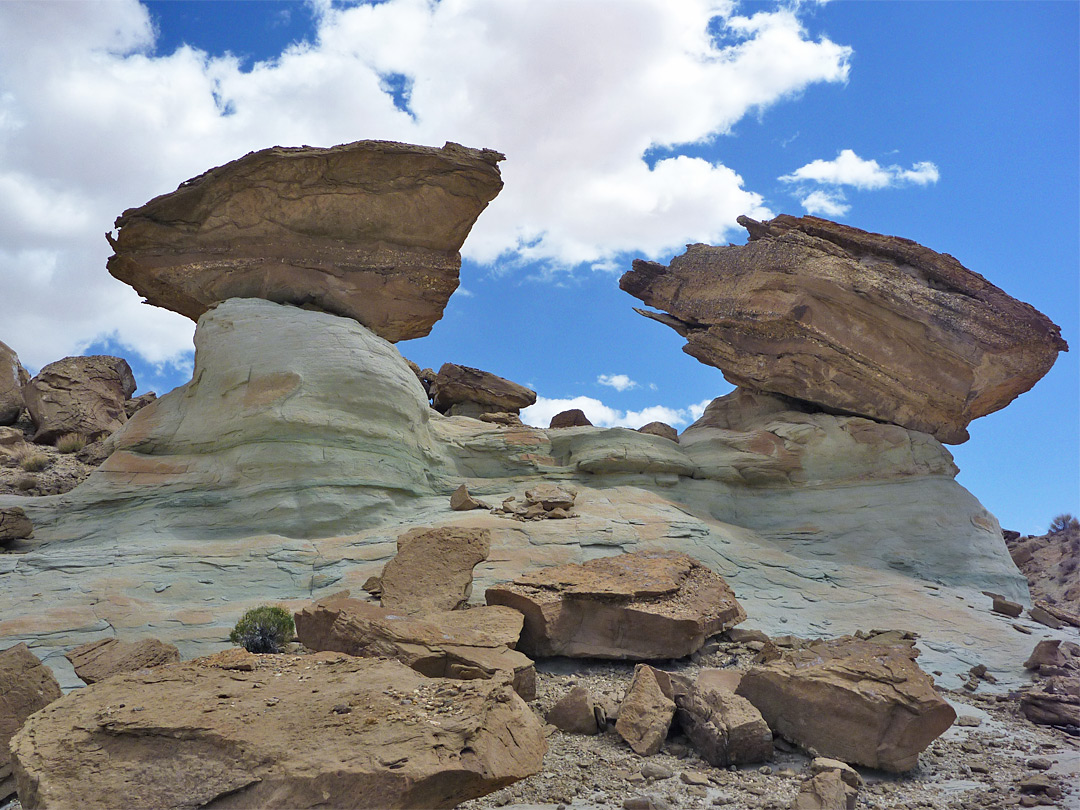 Two hoodoos