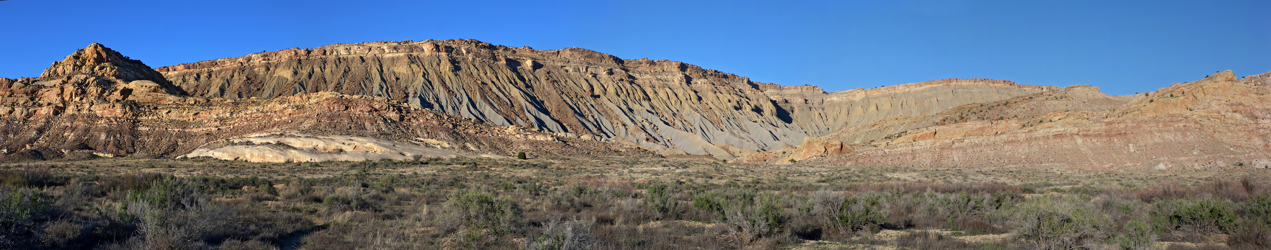 Swap Mesa and the valley of Halls Creek