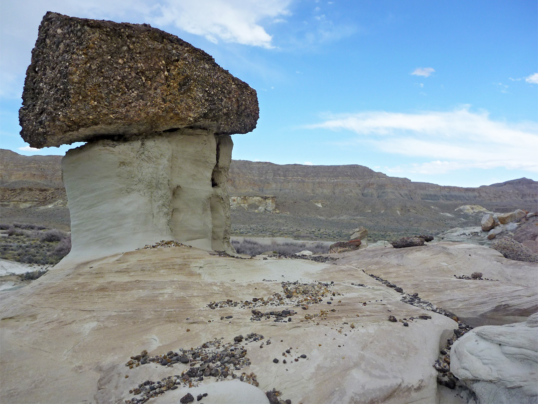 Short, wide hoodoo