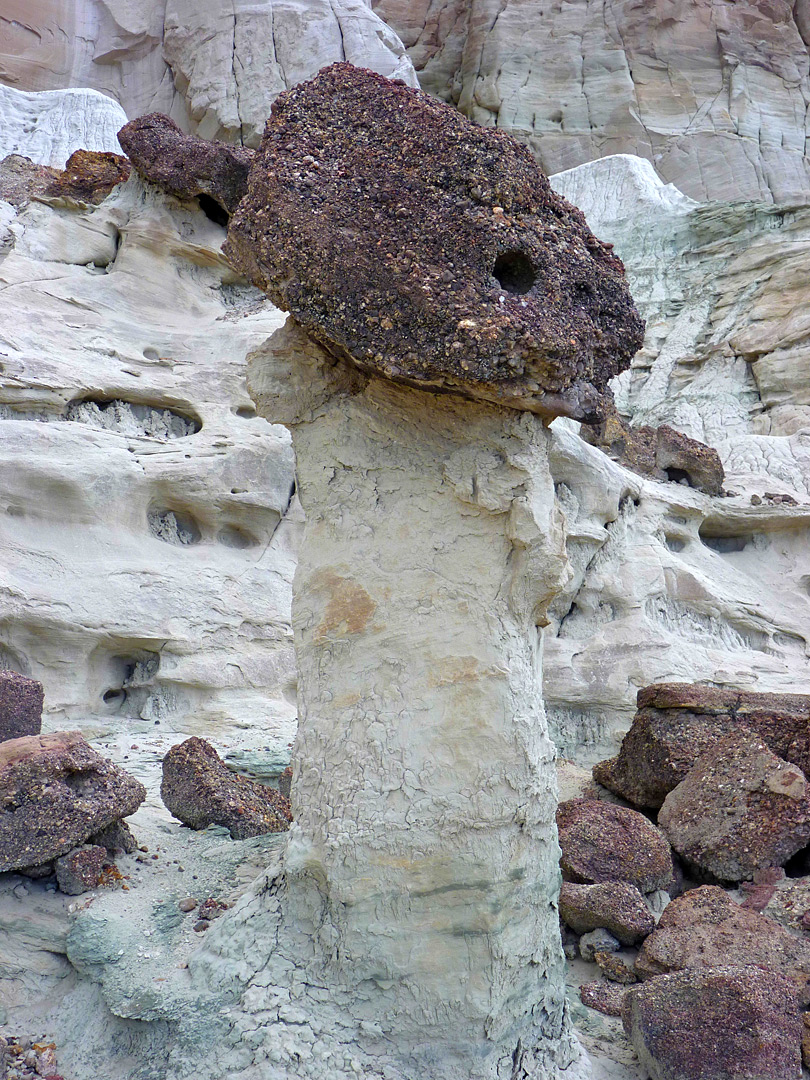 Conglomerate caprock