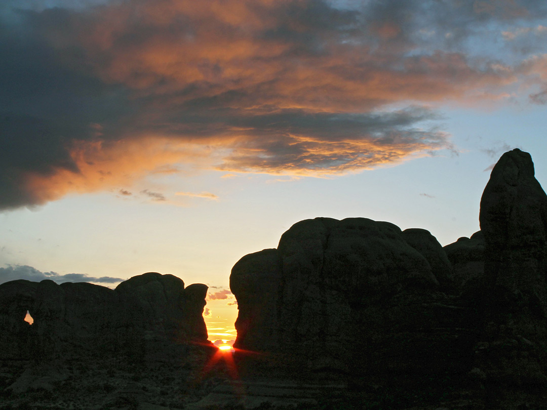 Sunset along the Windows Trail