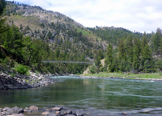 Footbridge over the Yellowstone River, at the end of the trail