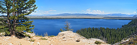 View of Jenny Lake from Inspiration Point