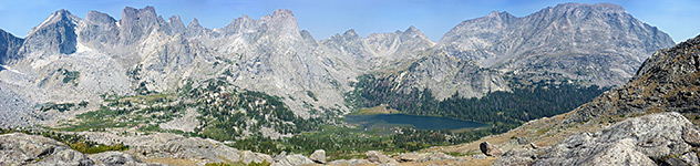 Cirque of the Towers and Lonesome Lake