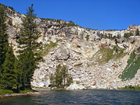 Cliffs beside Holly Lake