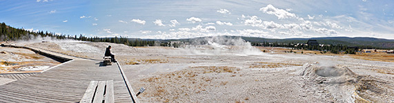 Boardwalk trail past Sponge Geyser