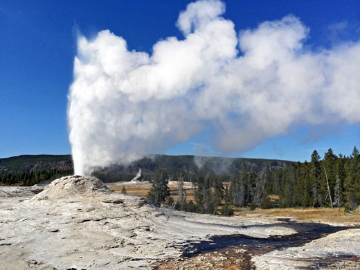 Yellowstone National Park - Upper Geyser Basin