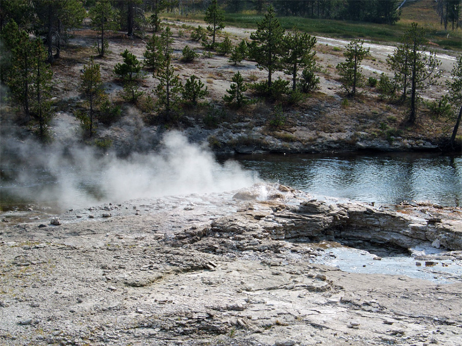 Fan Geyser