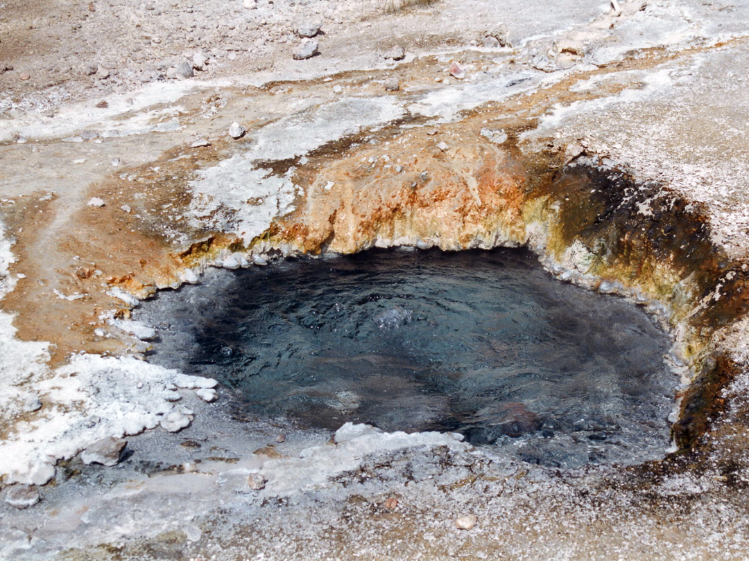 Bubbling pool