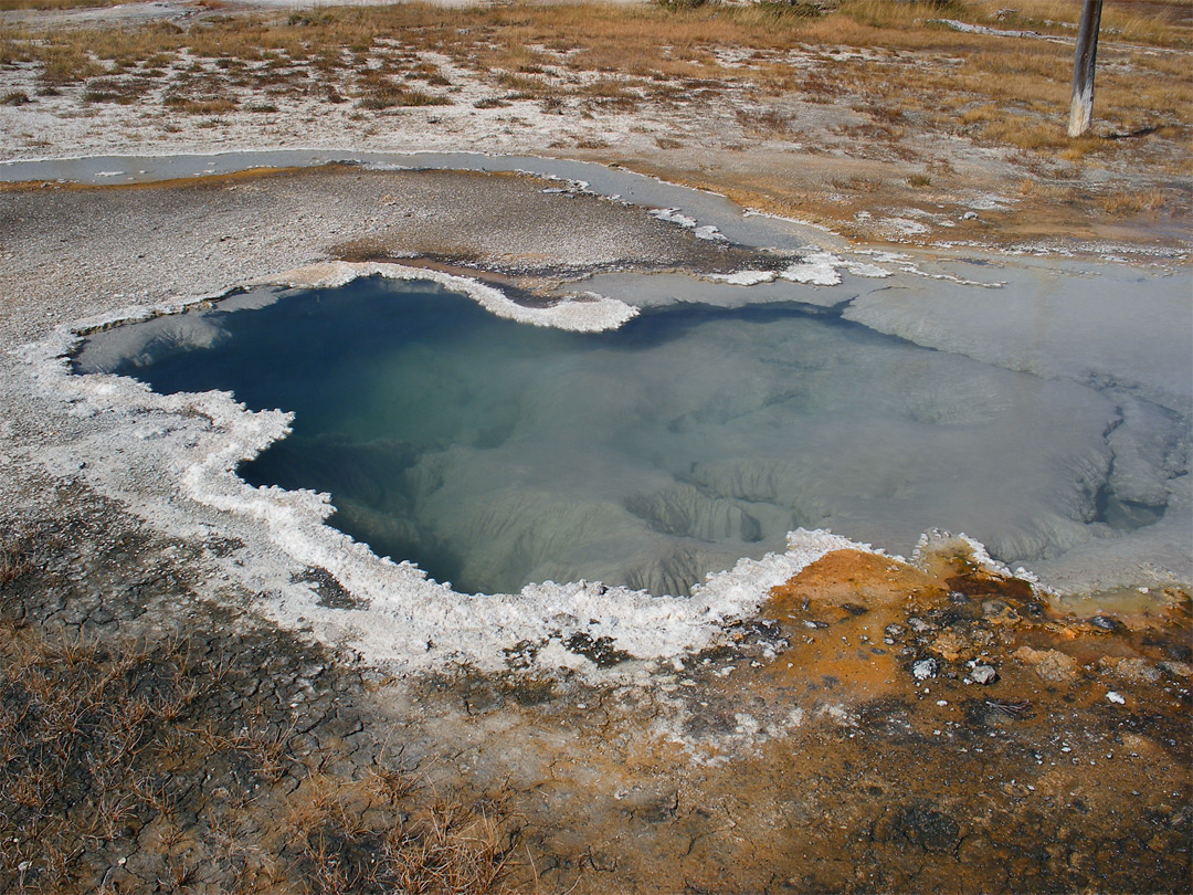 Sintered pool