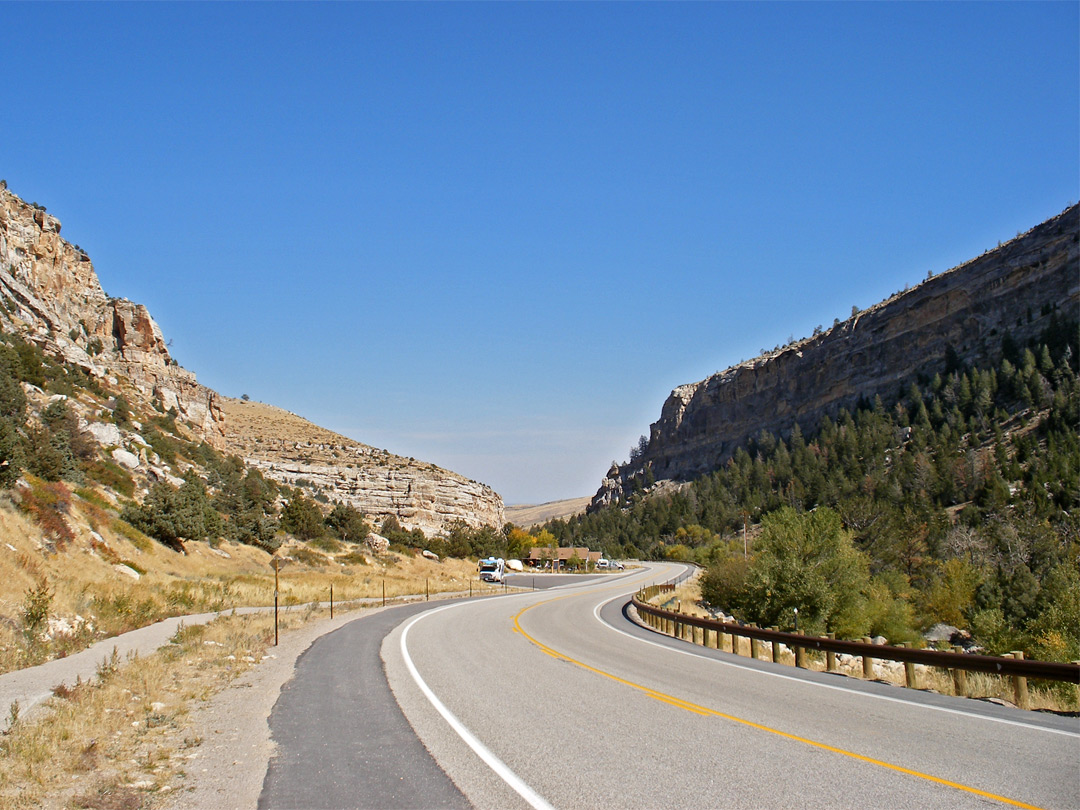 Sinks Canyon Road