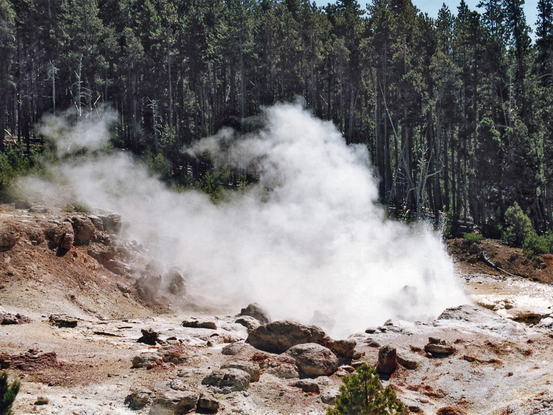 Steamboat Geyser