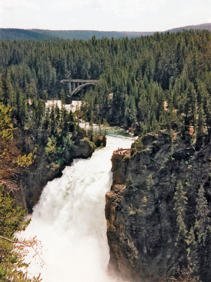 Upper Yellowstone Falls