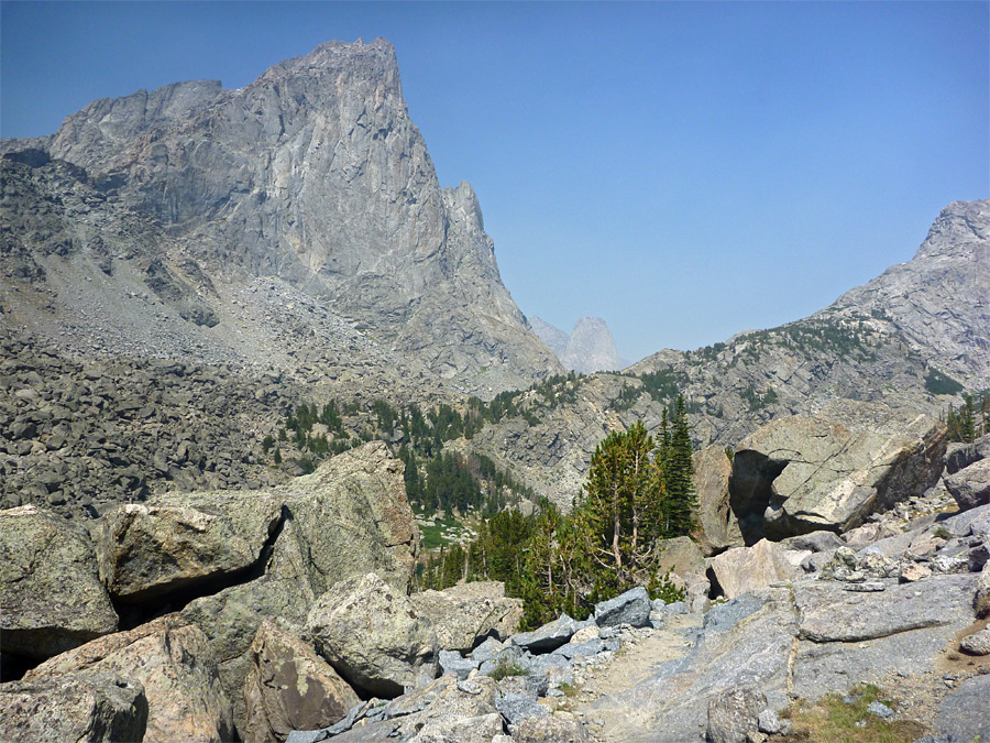 Ridge near War Bonnet Peak